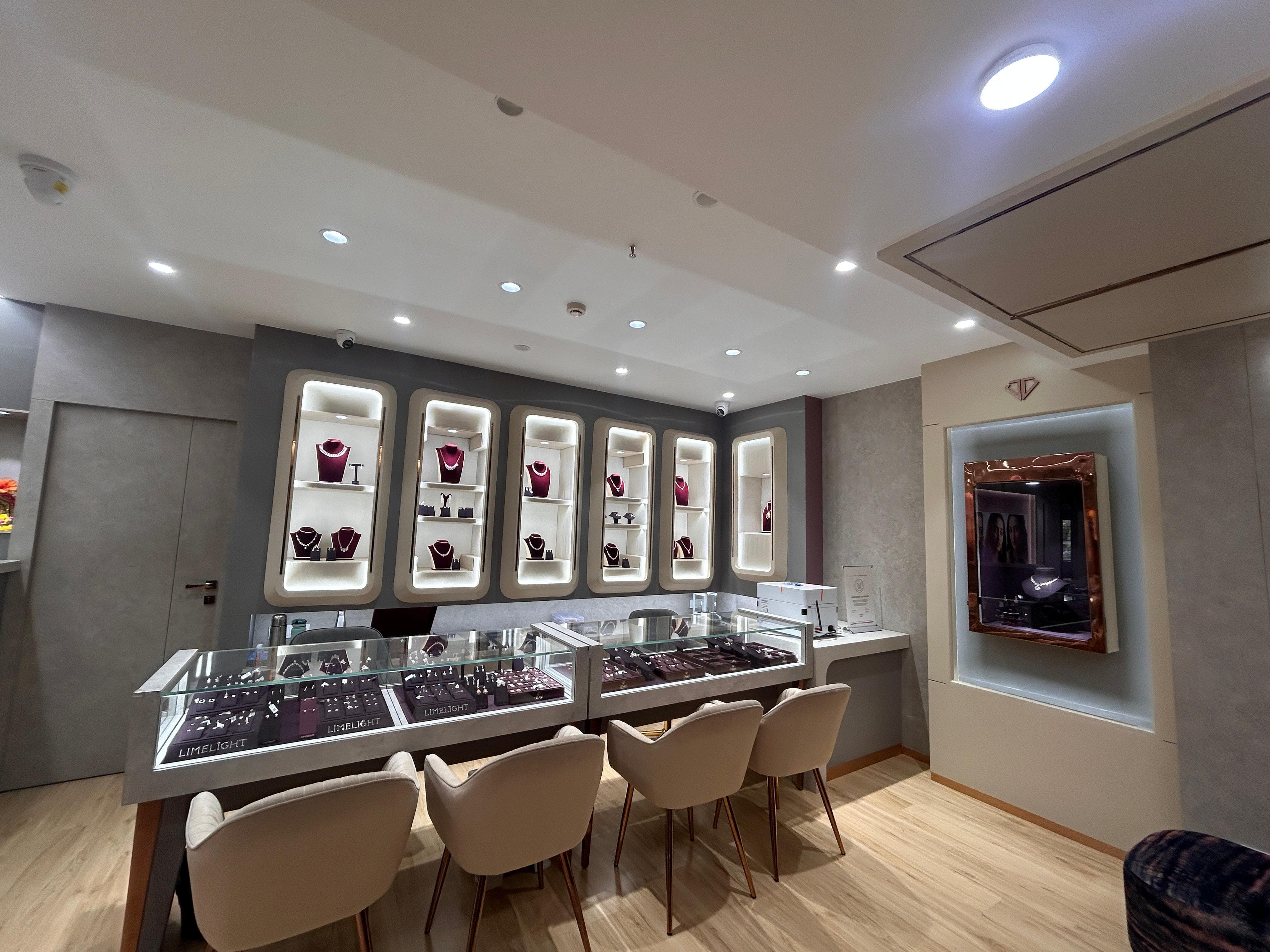 Trayi boutique 2